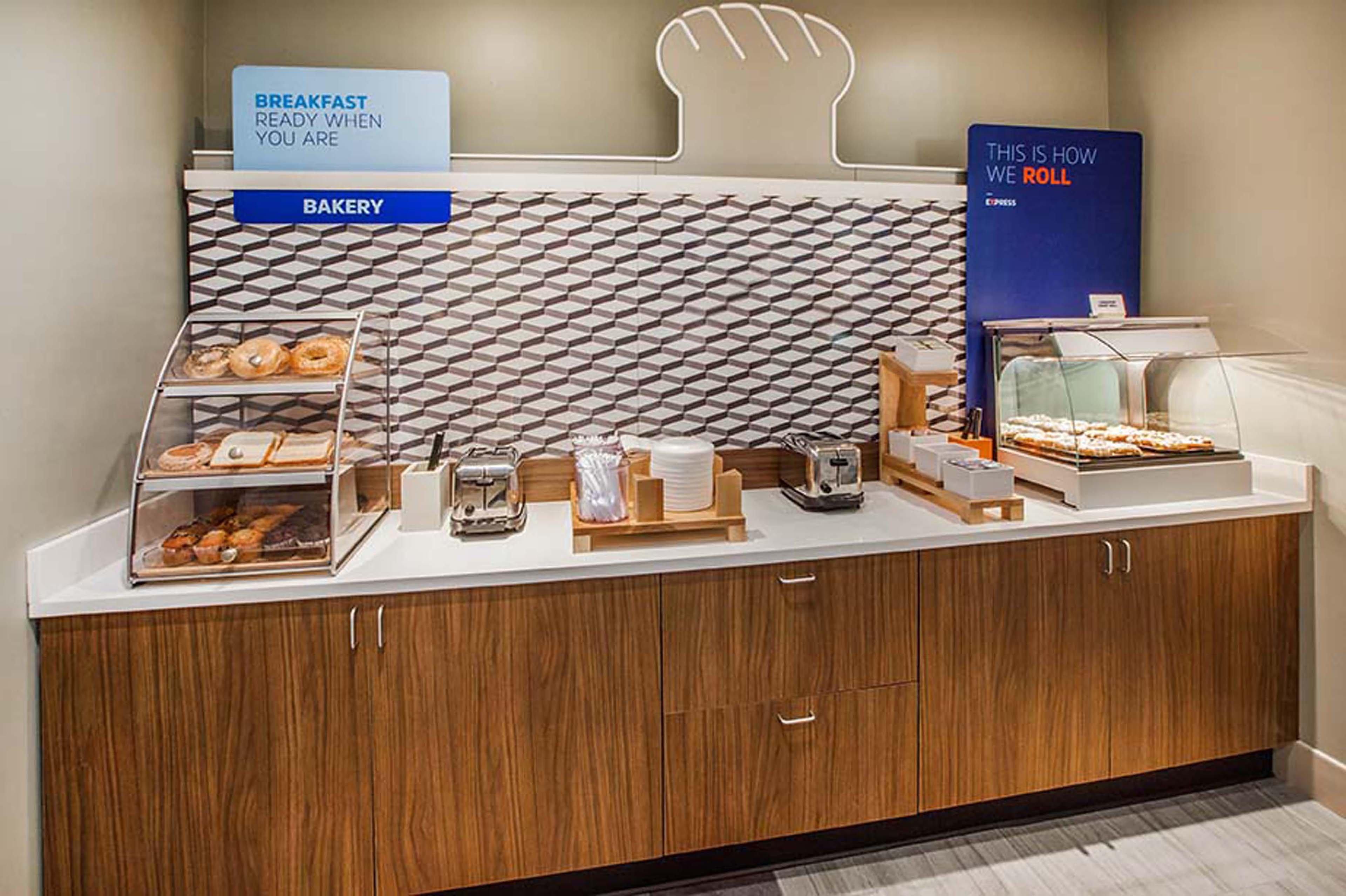 Holiday Inn Express Red Deer By Ihg Luaran gambar
