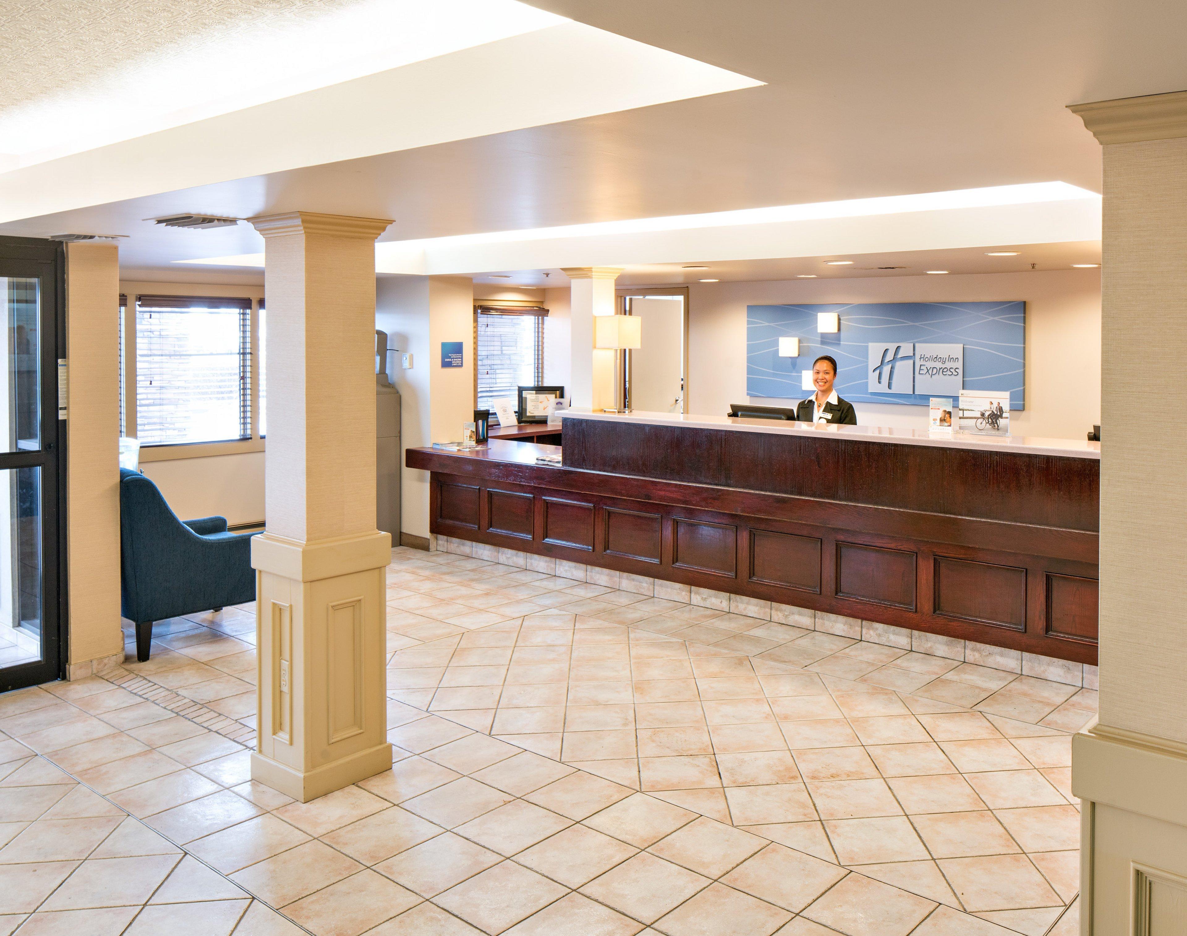 Holiday Inn Express Red Deer By Ihg Luaran gambar